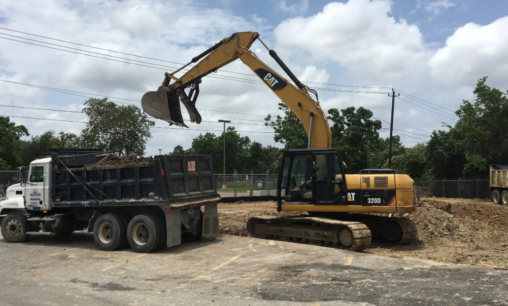 Excavation for concrete slab and drainage systems — Texas project (9)